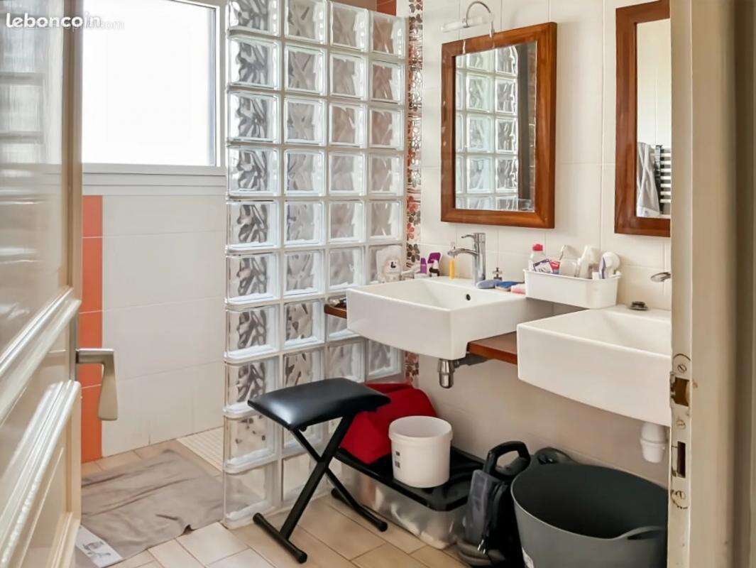 Maison à LES HERBIERS