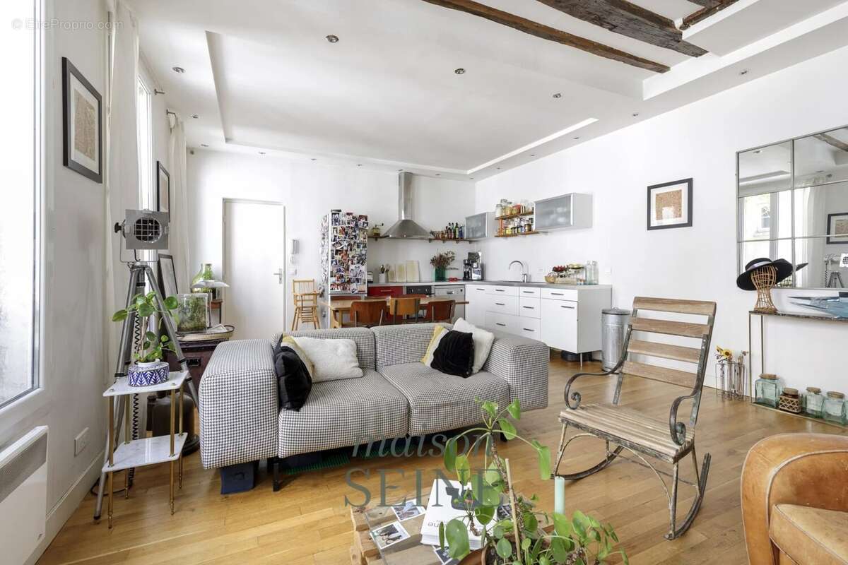 Appartement à PARIS-2E