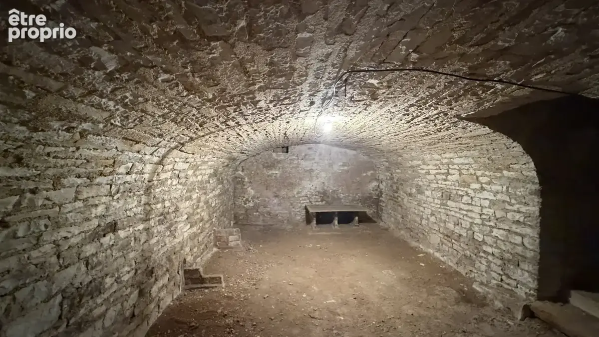Maison avec activité de gîte   Dépendances et terrain clos - photo 14