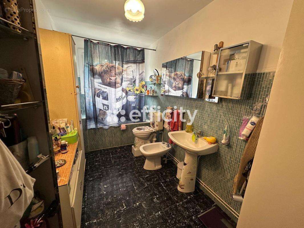 Maison à MEZIERES-EN-BRENNE