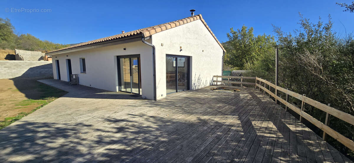 Maison à SAINT-JEAN-DE-LA-BLAQUIERE