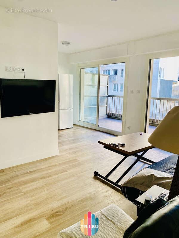 Appartement à MARSEILLE-1E