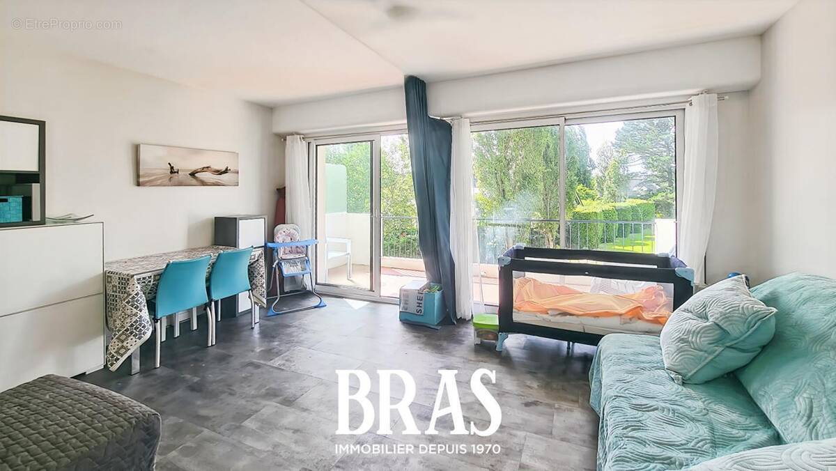 Appartement à LE POULIGUEN