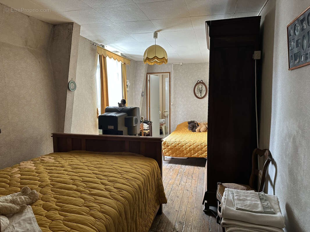 Maison à SAINT-SATURNIN