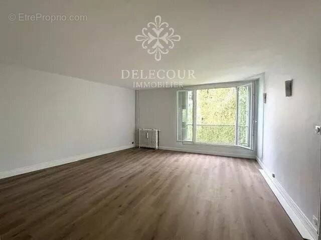 Appartement à MONTROUGE