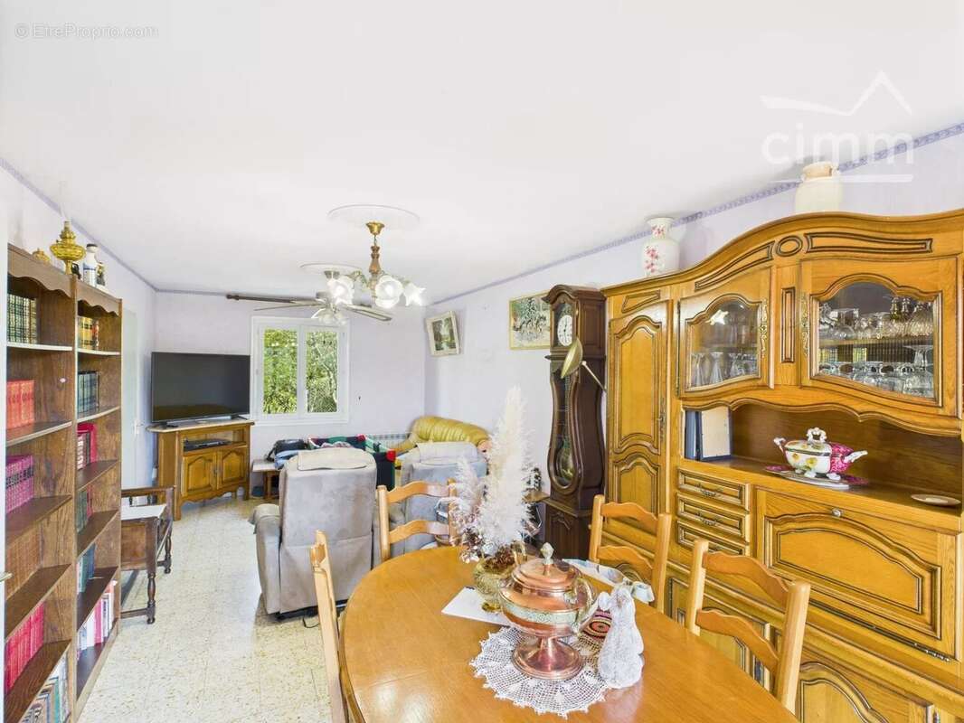Maison à JOYEUSE