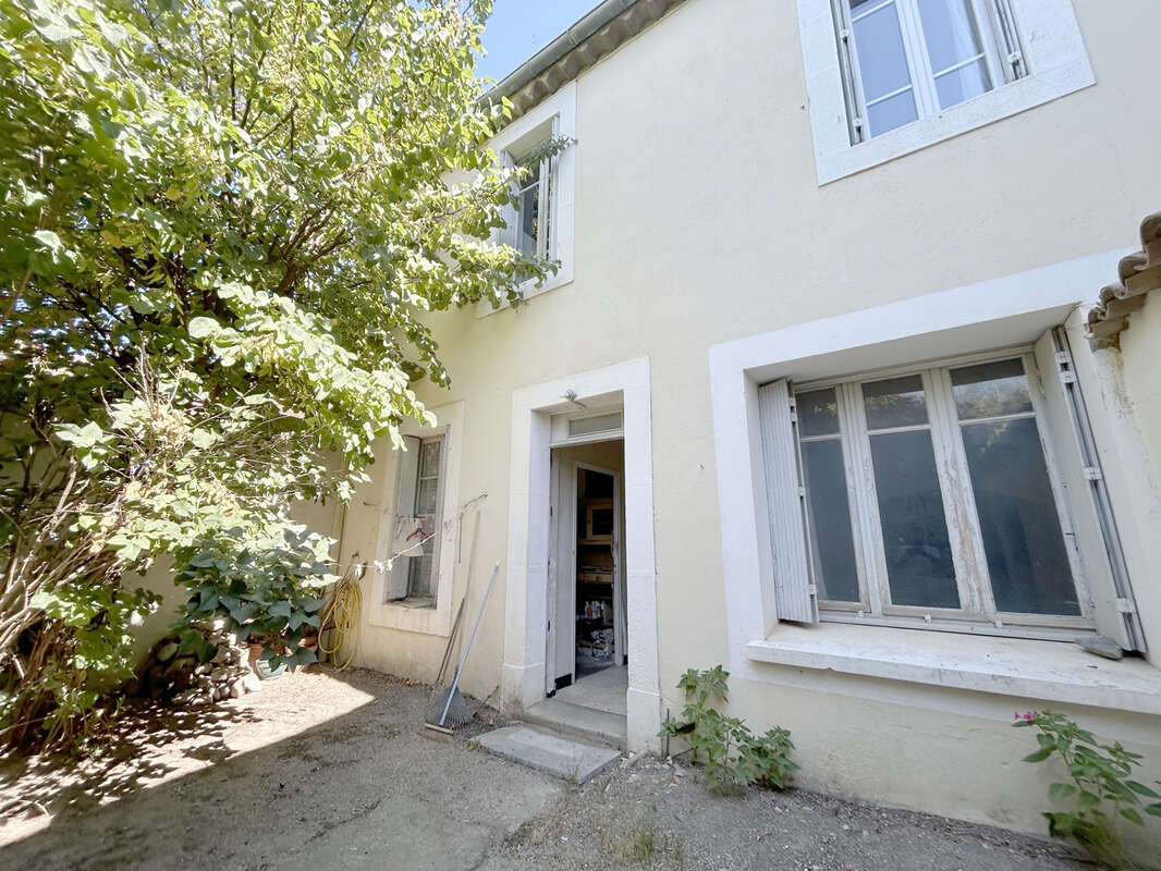 Maison à LEZIGNAN-CORBIERES