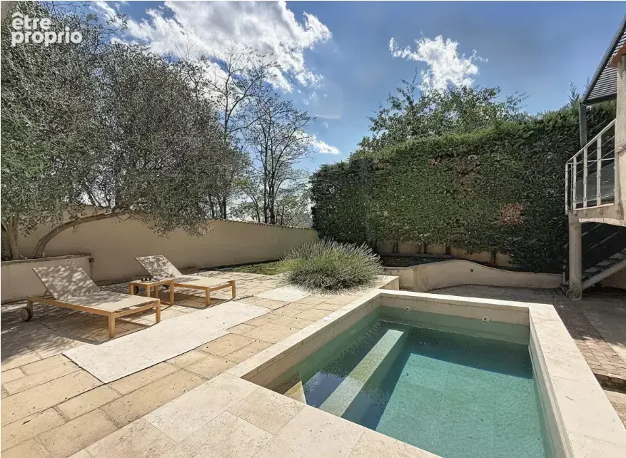 Maison - 3 Chambres - Buanderie - Garage - Terrasse - Pergola - Piscine - Jardin - photo 2