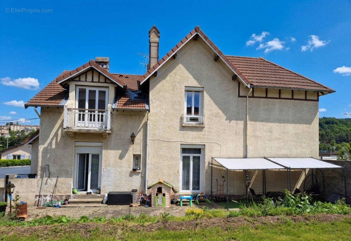 Appartement à FRAISSES