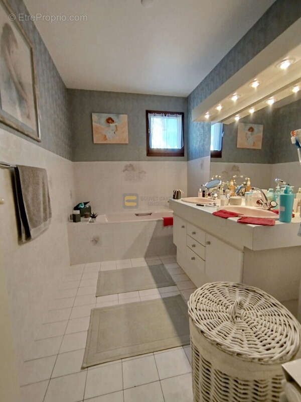 Appartement à SAINT-JULIEN-EN-GENEVOIS