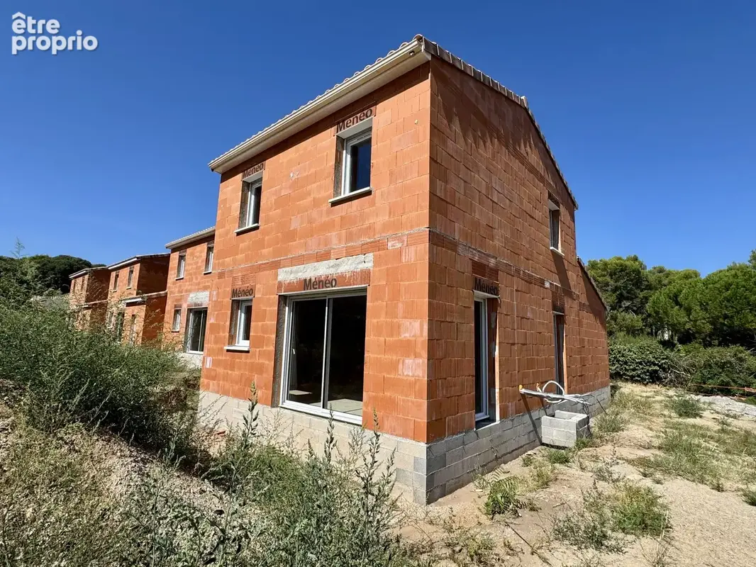 Maison 5 pièces 102 m² à vendre à Clermont-L'herault (34800) - photo 3