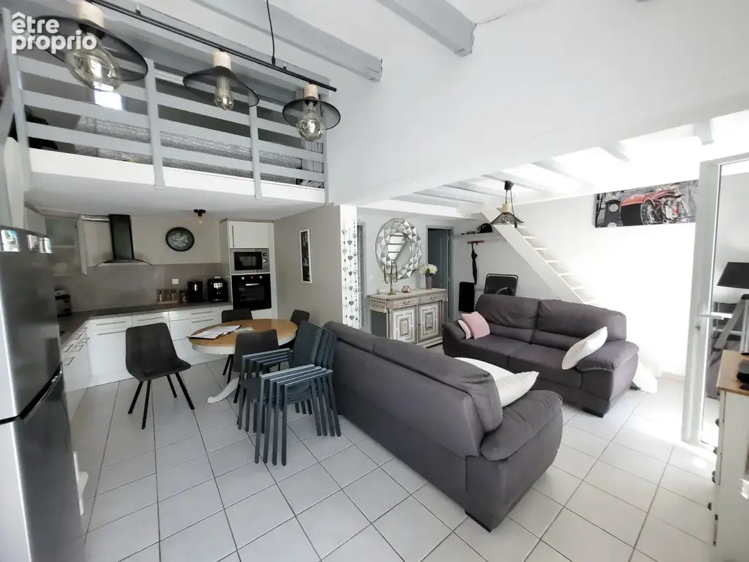 Maison à FLEURY