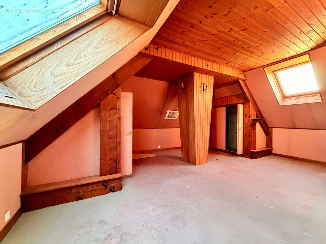 Maison à COLOMBELLES