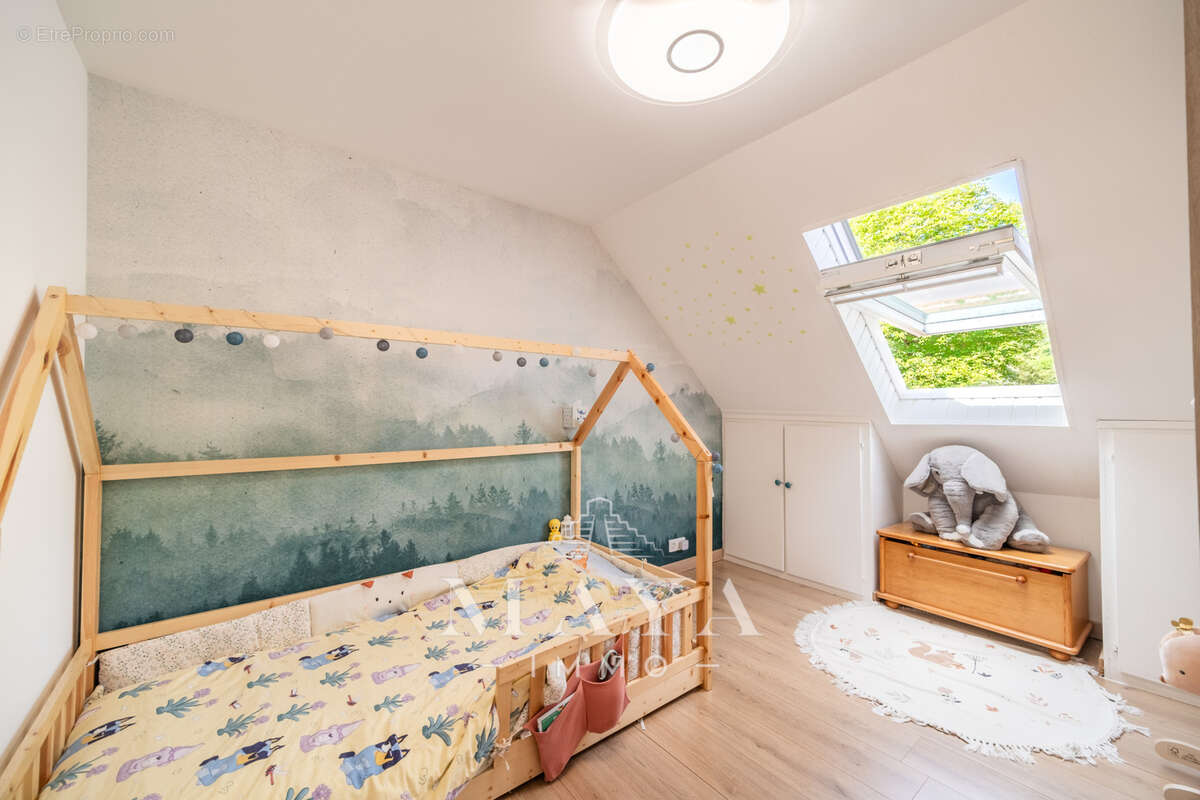 WITTERSDORF, Maison rénovée avec dépendance et grand jardin ! - photo 13