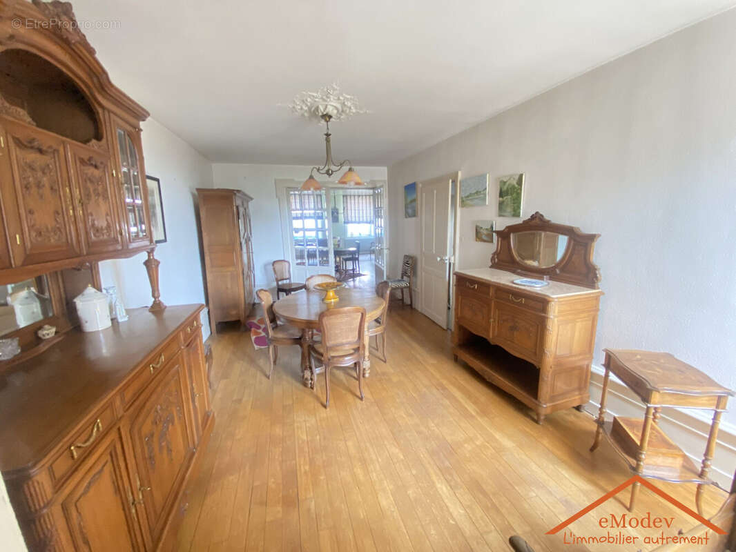 Maison 367 m² à Bruyeres  - photo 6
