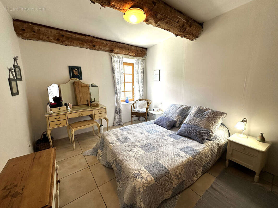 Joli pied-à-terre dans le charmant village de Pépieux - photo 4
