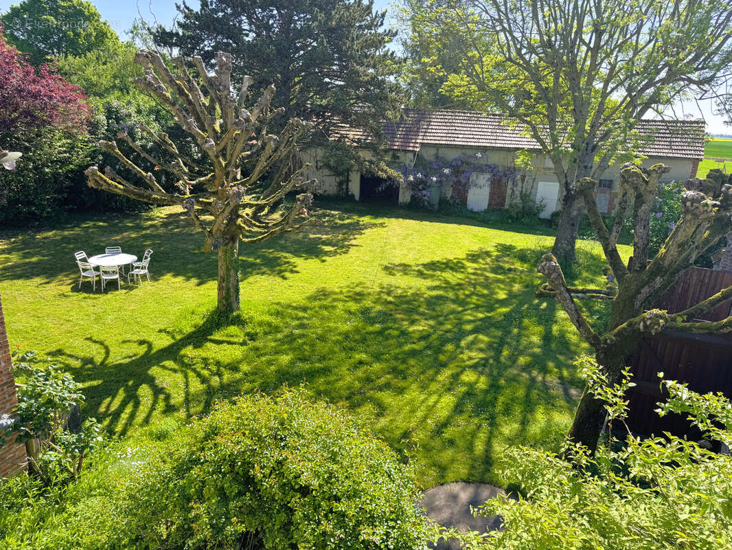 Maison à THEUVILLE