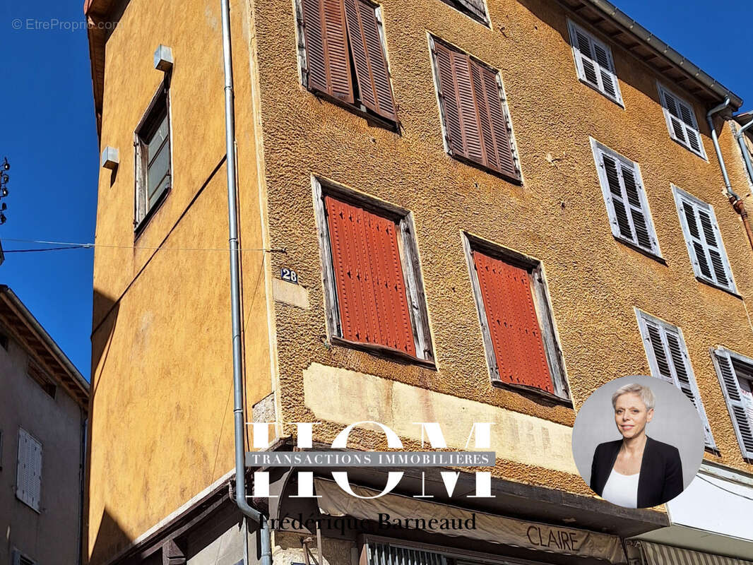 Appartement à THIERS