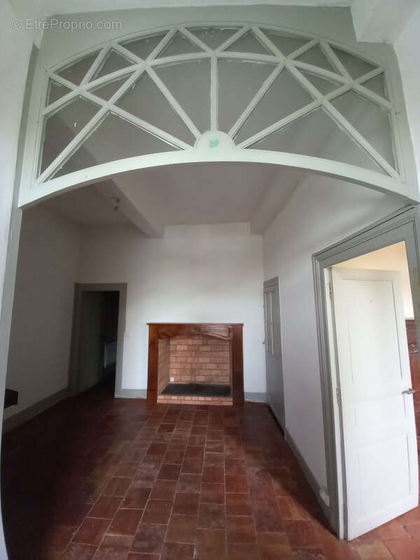 Appartement à MAUVEZIN