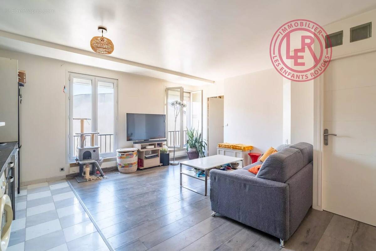 Appartement à PARIS-11E