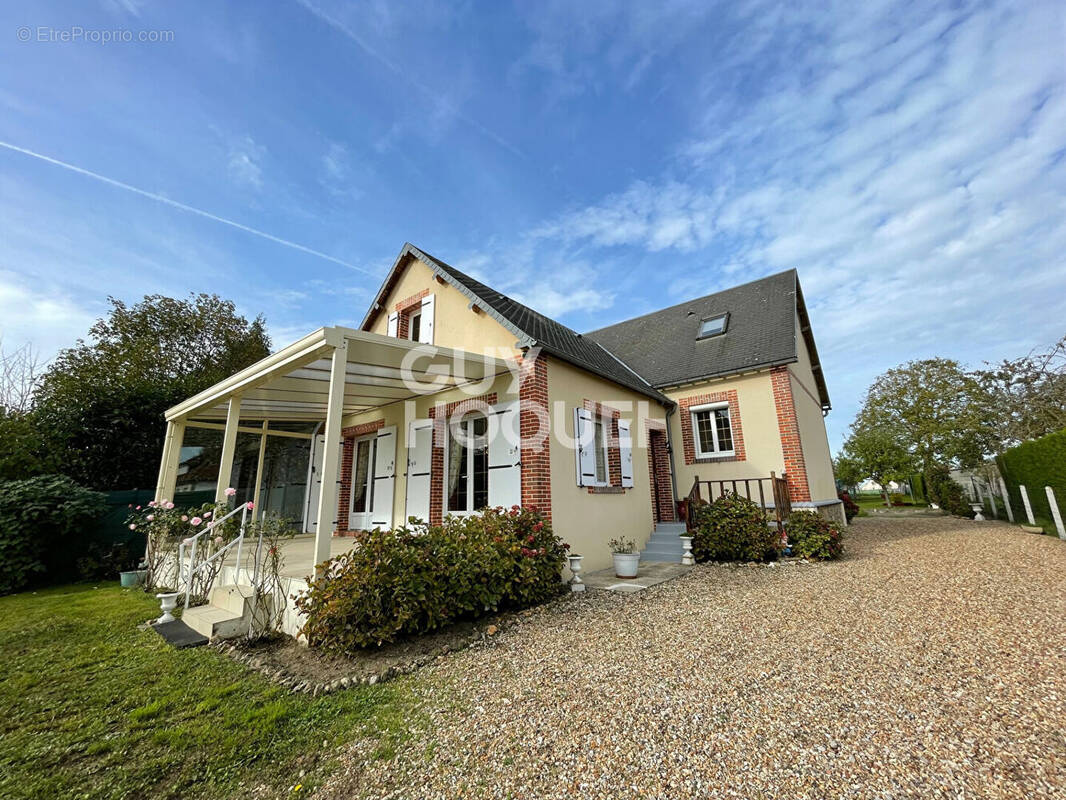 Maison à BRETEUIL