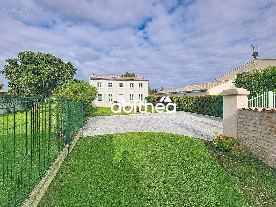 Maison à SAINT-GEORGES-DE-DIDONNE