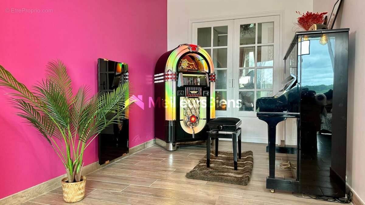 Maison à LE PLESSIS-ROBINSON