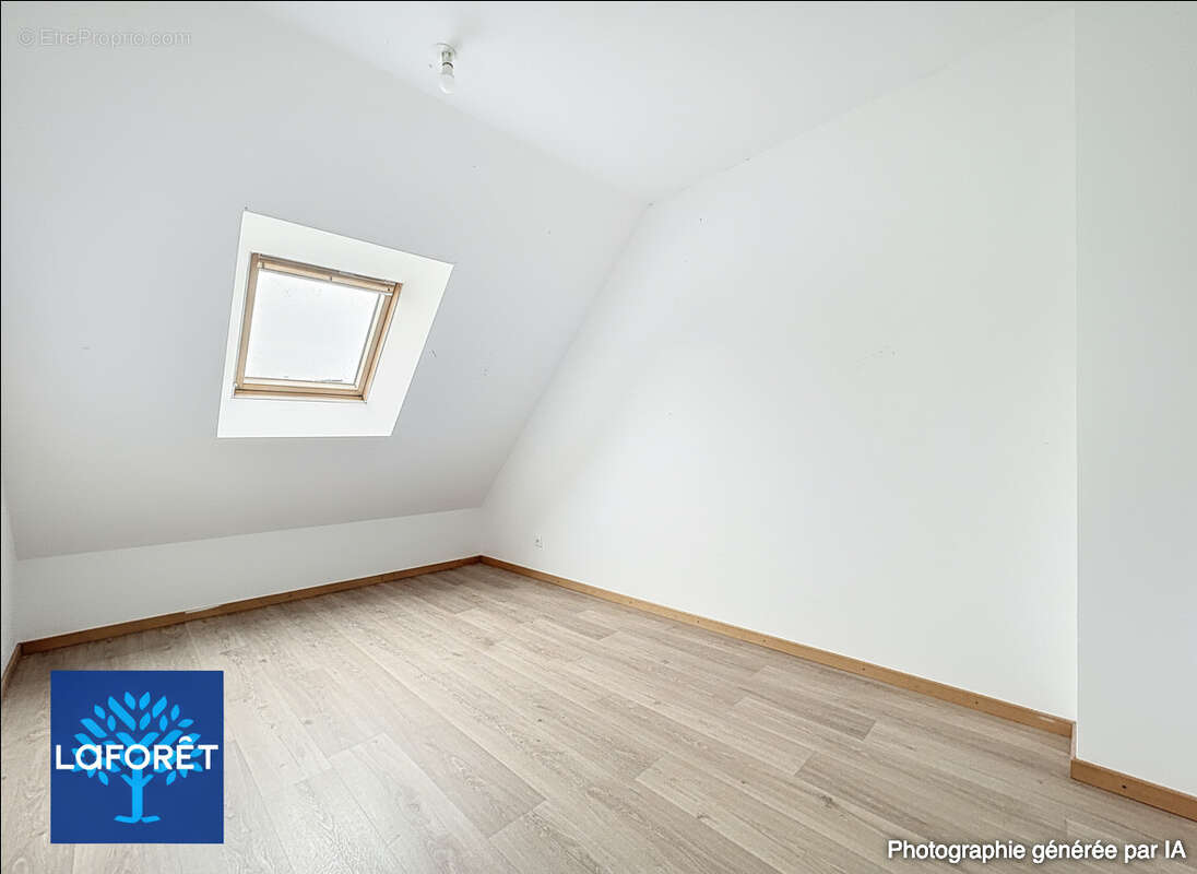 Maison à SAINT-SAUVEUR-DES-LANDES