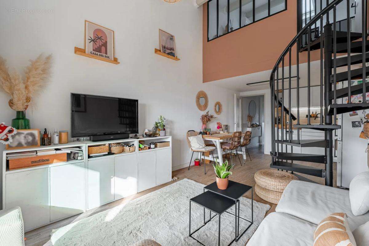 Appartement à FREJUS