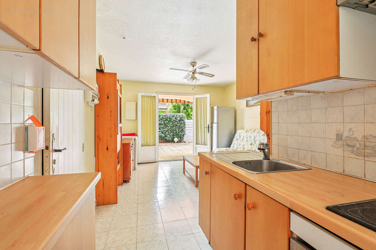 Appartement à LA LONDE-LES-MAURES