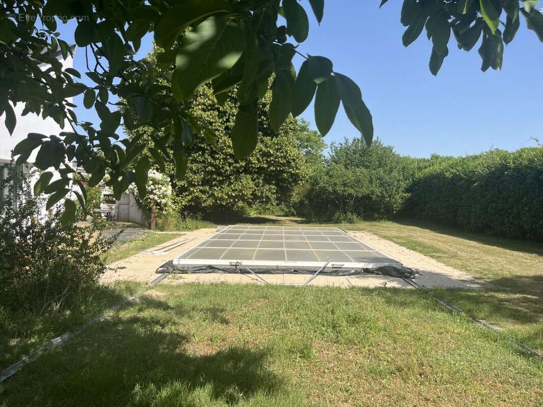 Maison 220 m² à Artannes-Sur-Thouet  - photo 3