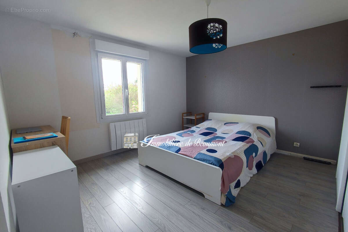 Maison à BEAUMONT-LE-ROGER