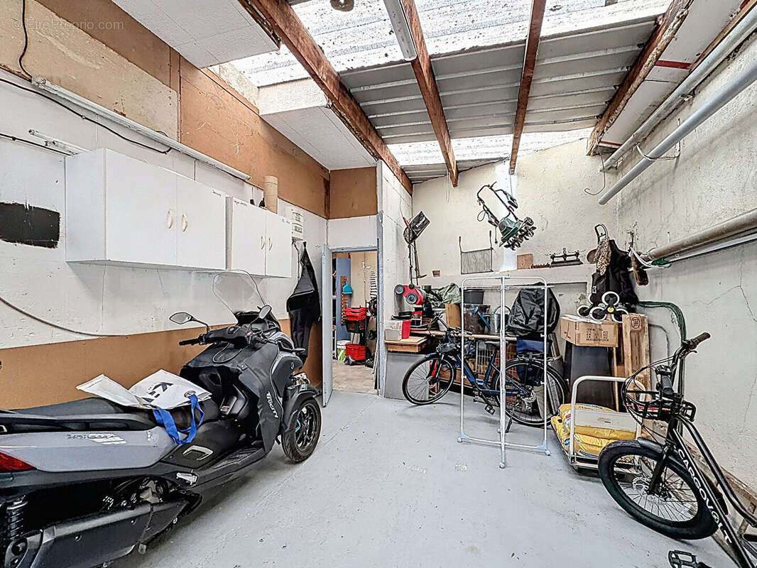 Maison à SAINT-MAUR-DES-FOSSES