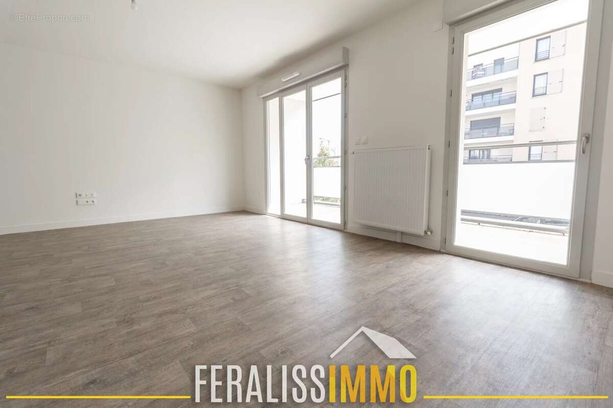 F4 en duplex tout neuf ! - photo 11