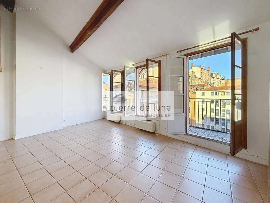 Appartement à LYON-1E
