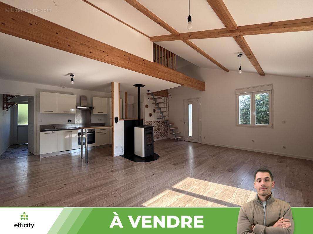 Maison à ROUILLE