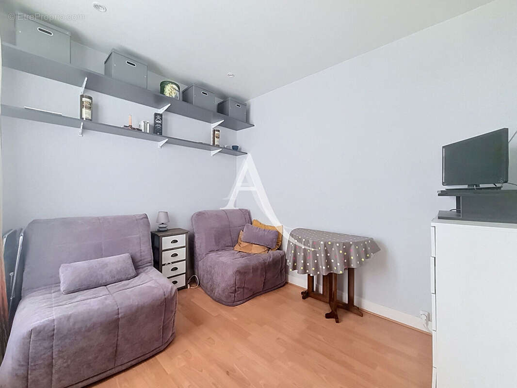 Studio à moderniser - photo 2