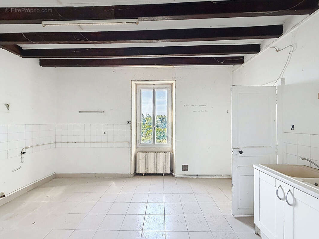 Appartement à LES PONTS-DE-CE