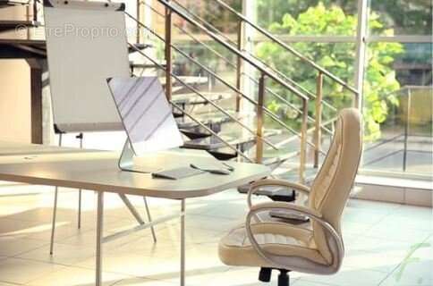 Annecy centre, bel emplacement, boutique jouets 60m² - photo 2