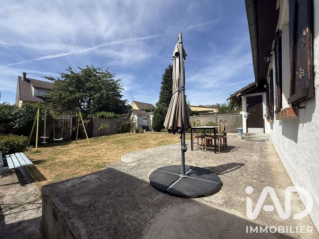 Maison 83 m² à Sarcelles  - photo 2