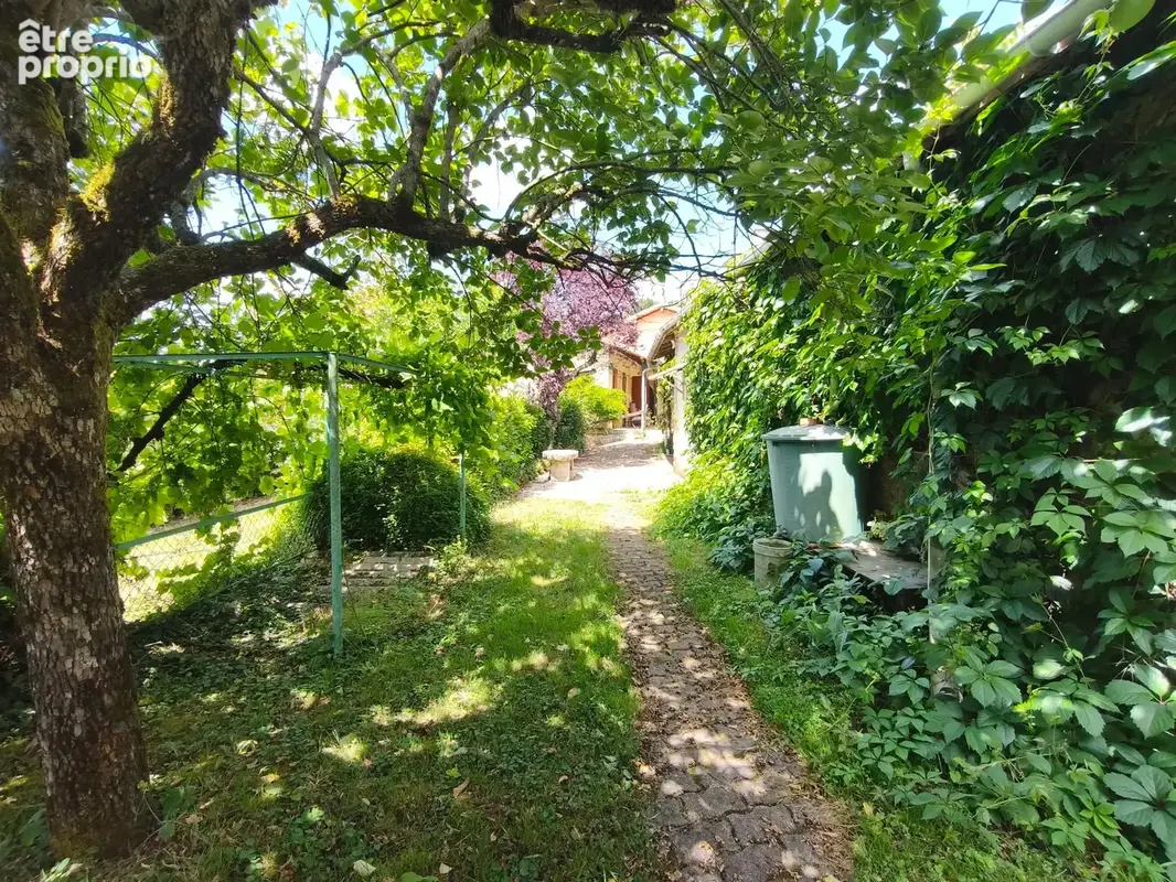 Maison 172 m² à Condac  - photo 22