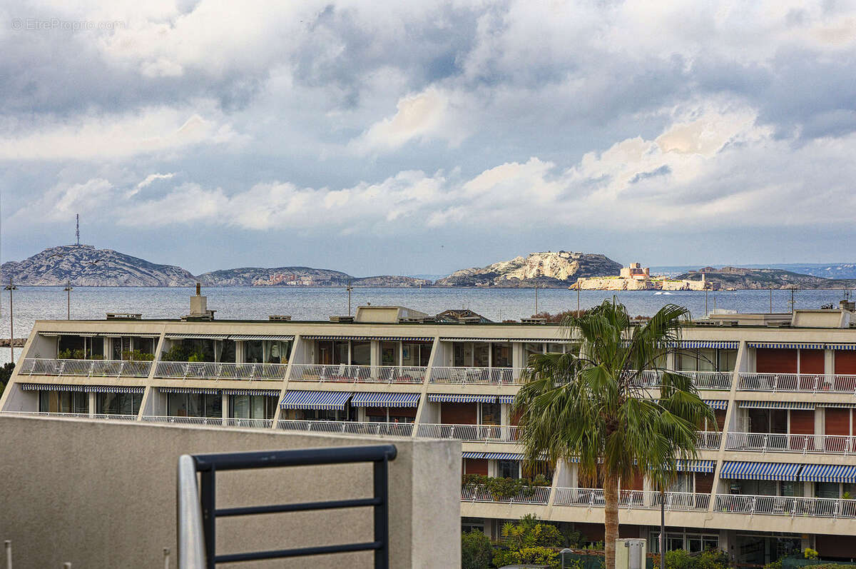 Appartement à MARSEILLE-8E