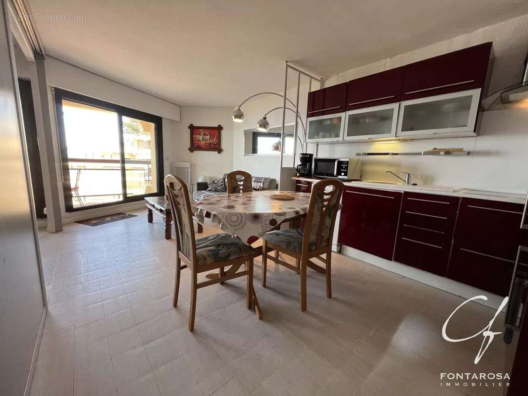 Appartement à FREJUS