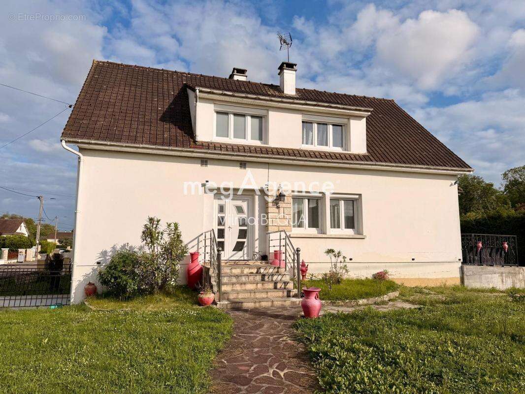 Maison à SENS