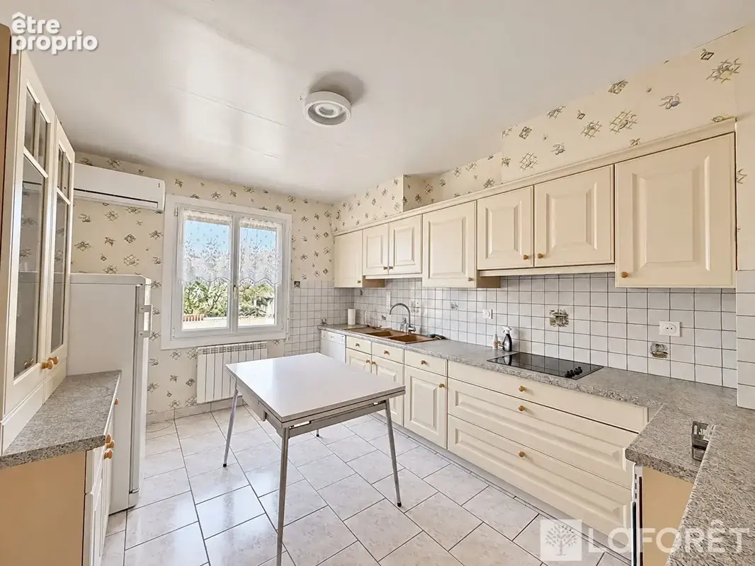 A vendre, Maison 5 chambres, sous-sol total, jardin - photo 3
