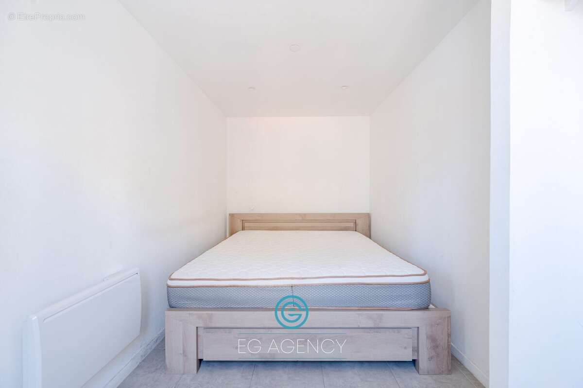 Appartement à MARSEILLE-2E