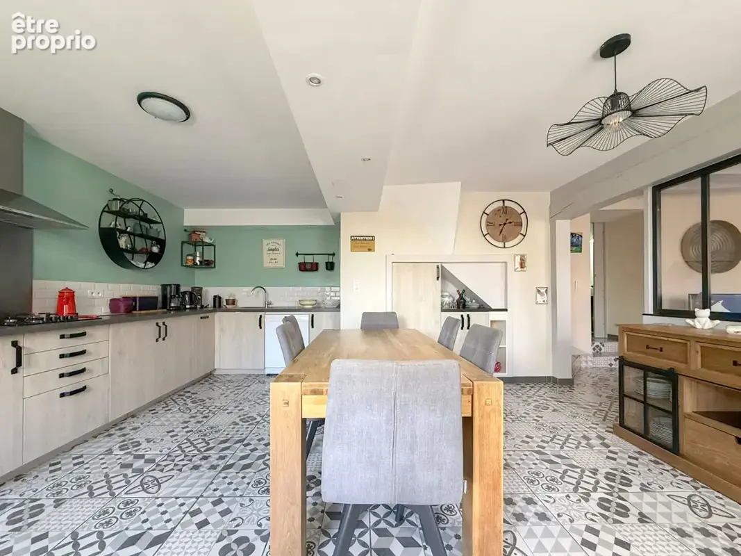 Maison à vendre à Beaulieu sur Layon avec trois chambres et garage - photo 2