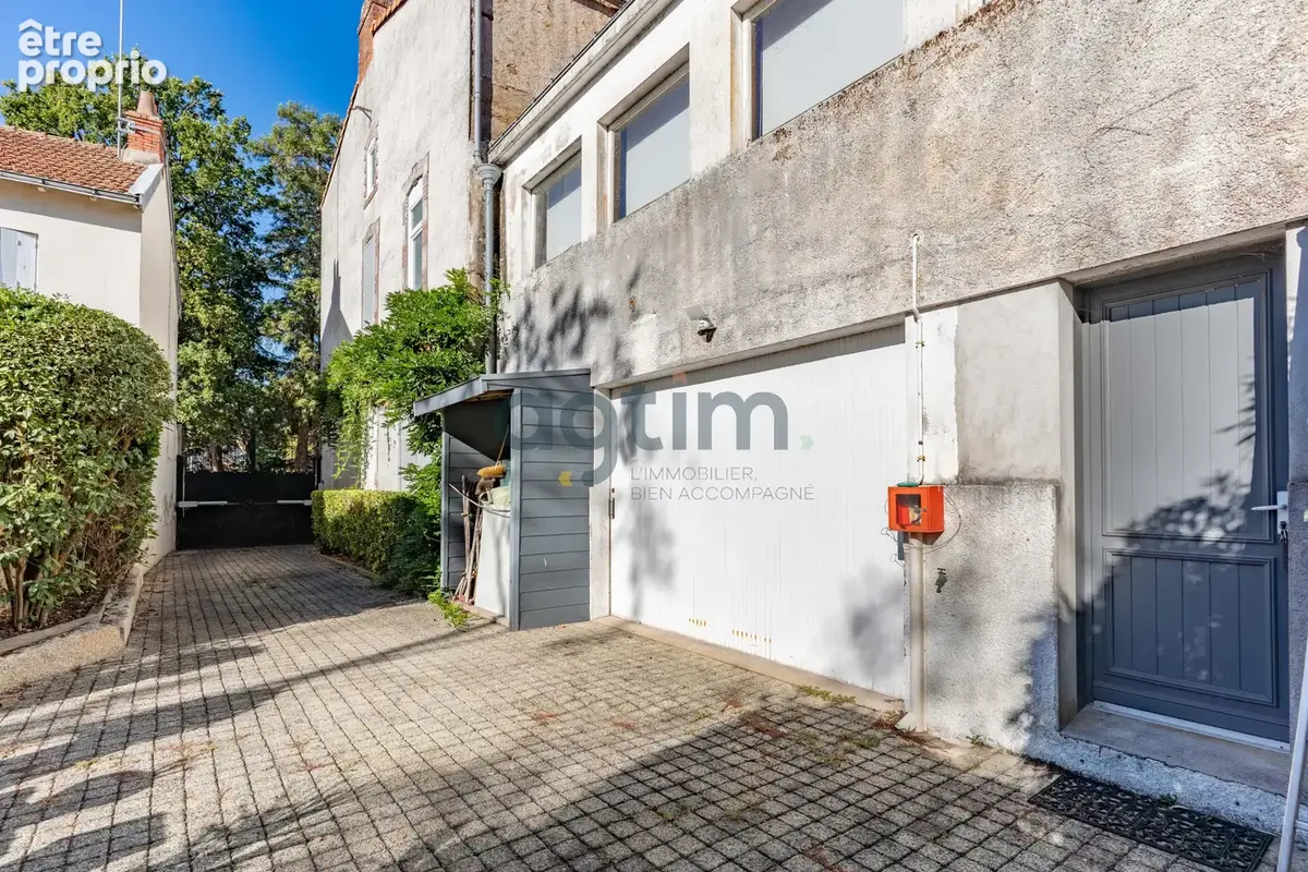 A 30 min de Nantes, centre Montaigu, maison de ville 202m2 hab, 5 chambres, garage et dépendance, terrain - photo 21
