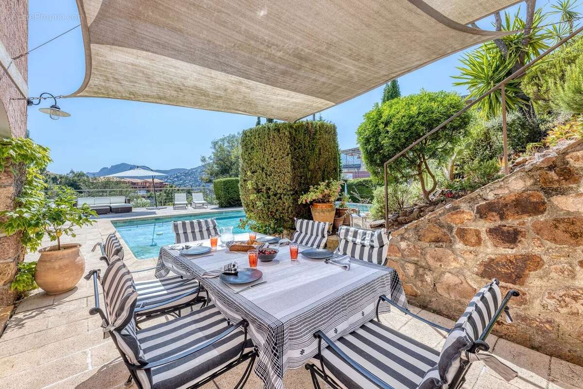 Maison à THEOULE-SUR-MER