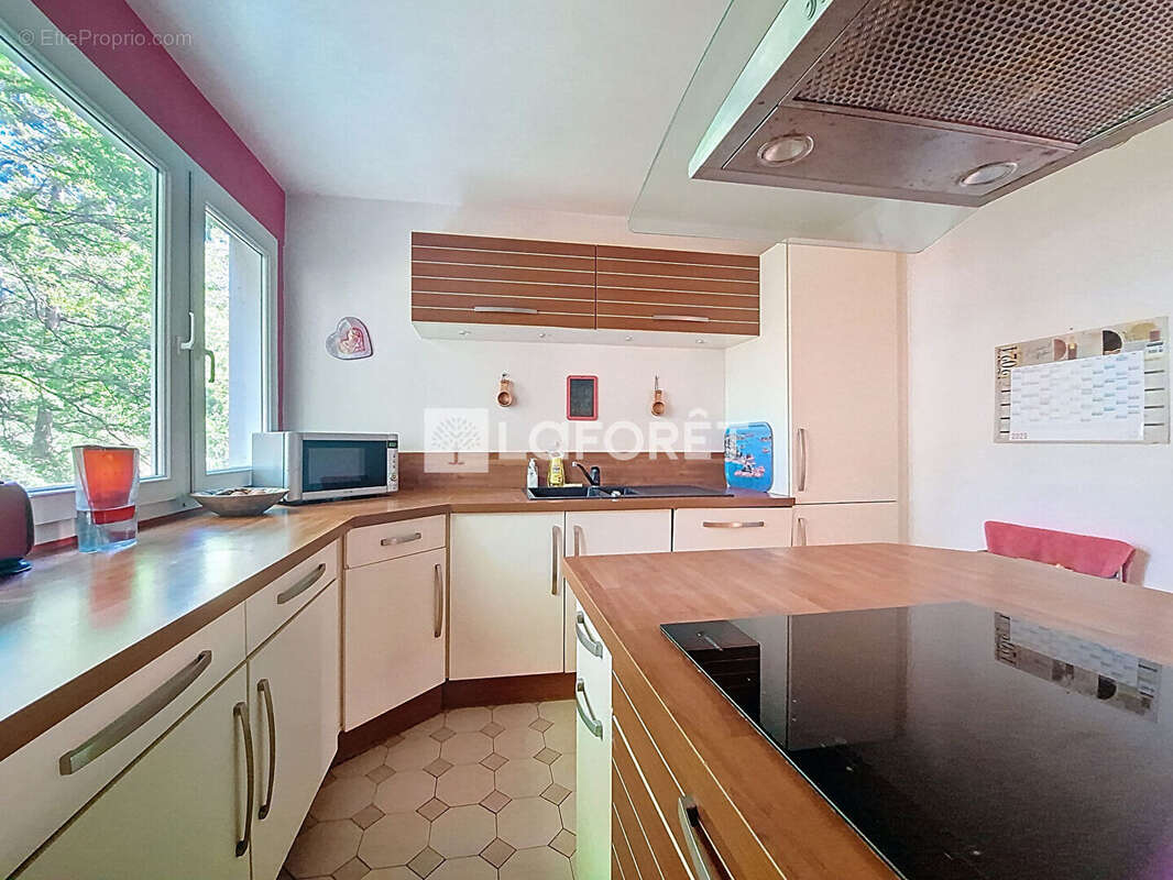 Appartement à VERNEUIL-SUR-SEINE